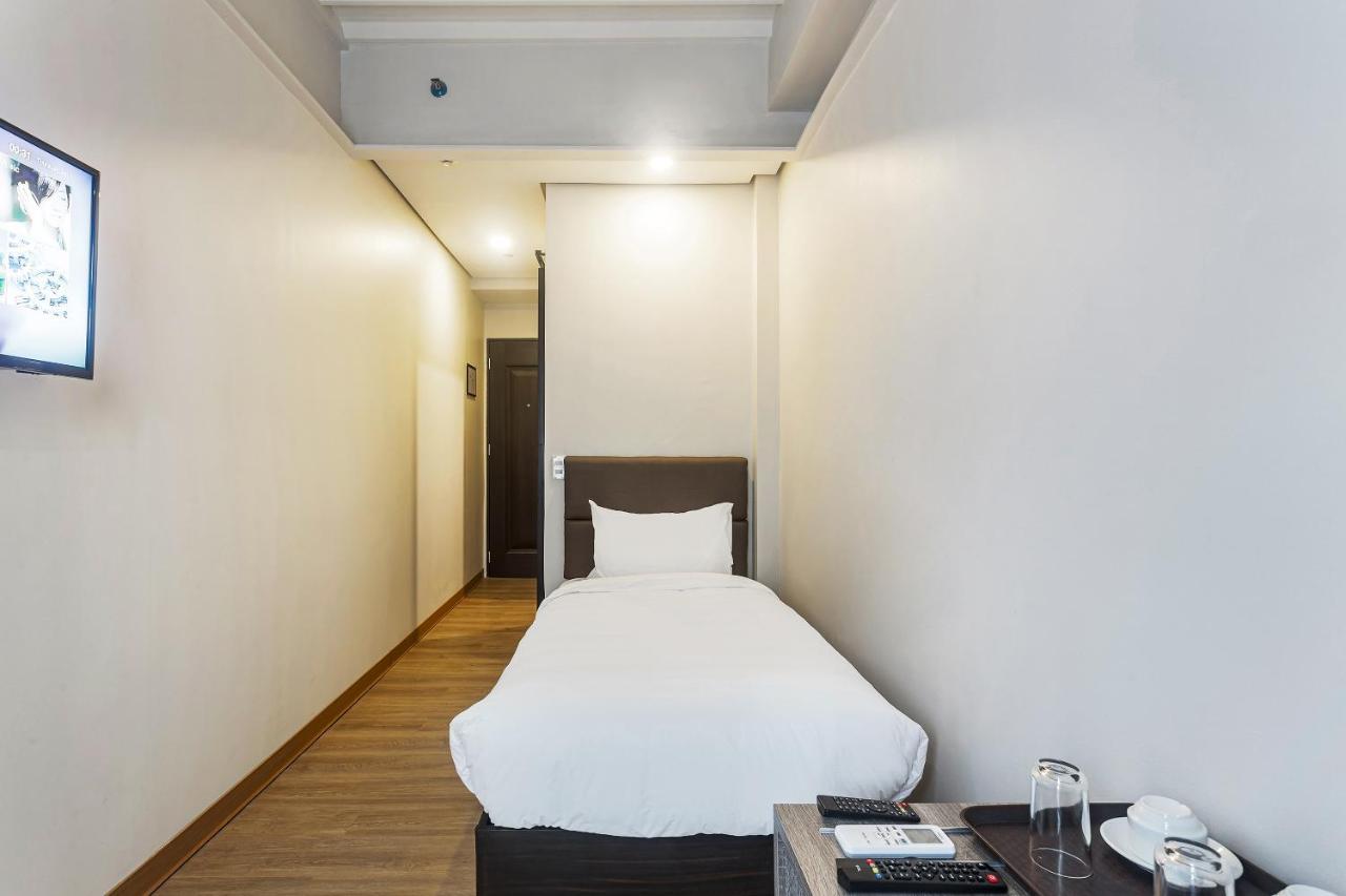 Airo Hotel Manila Eksteriør billede